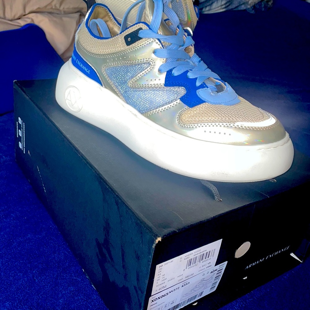 ✨Armani Exchange Women’s Sneakers ✨